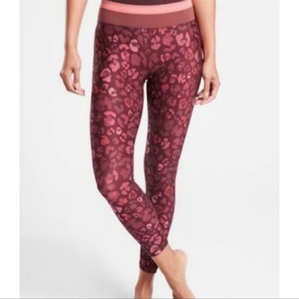 Athleta Elation 7/8 Tight Maroon Leopard Print XS